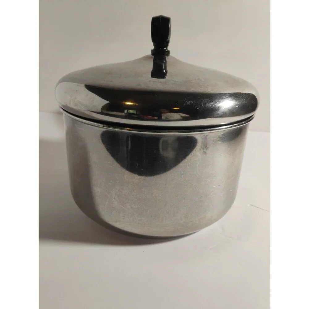 Vintage Farberware Stainless Steel 3 QT Pot W/ Handle & Lid